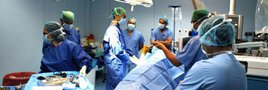 Équipe médicale de la clinique esthétique en Tunisie